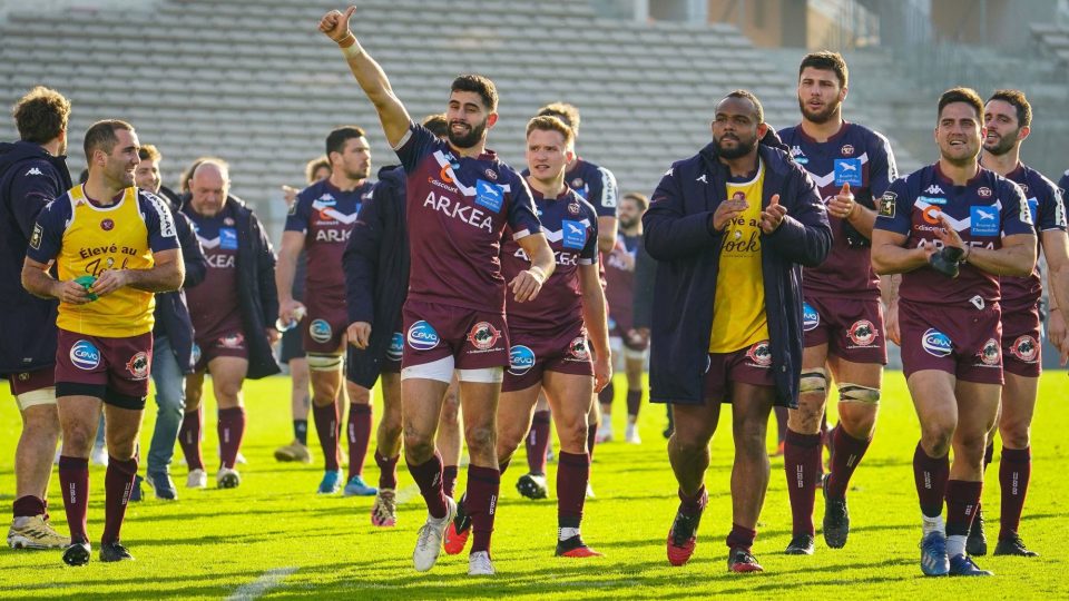 Benjamin Frano Kenny Botica of Union Bordeaux Begles JEFFERSON POIROT of Union Bordeaux Begles ROMAIN BUROS of Union Bordeaux Begles and MAXIME LUCU of Union Bordeaux Begles celebrate the victory during the Top 14 match between Bordeaux and Stade Francais at Stade Chaban Delmas on February 13, 2021 in Bordeaux, France. (Photo by Pierre Costabadie/Icon Sport) - Maxime LUCU - Benjamin BOTICA - Jefferson POIROT - Romain BUROS - Stade Chaban-Delmas - Bordeaux (France)