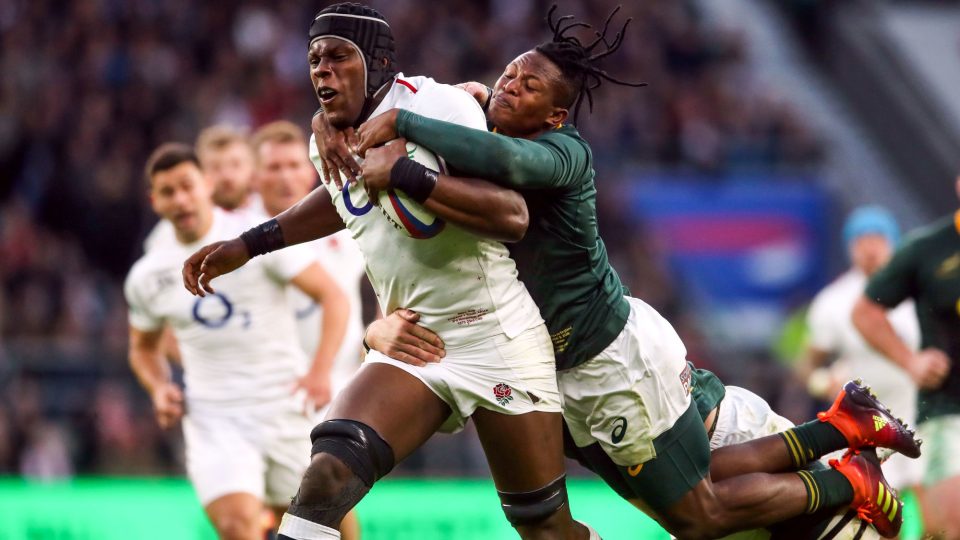 England's Maro Itoje is tackled by South Africa's Sibusiso Nkosi during the Autumn International match between England and South Africa at Twickenham Stadium, London on November 3th, 2018. Photo : PA Images / Icon Sport