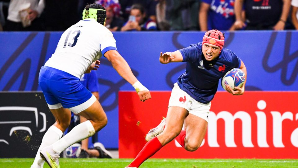 Louis  BIELLE BIARREY  of France during the 2023 Rugby World Cup Pool A match between France and Italy at Groupama Stadium on October 6, 2023 in Lyon, France. (Photo by Anthony Bibard/FEP/Icon Sport)