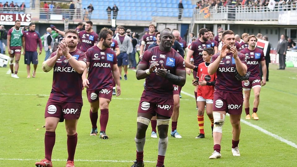 Team of Bordeaux-Begles celebrates the victory during the Top 14 match between USAP Perpignan and Union Bordeaux Begles on December 2, 2018 in Perpignan, France. (Photo by Alexandre Dimou/Icon Sport)