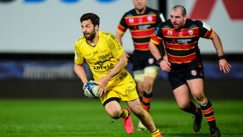 Kevin Gourdon #7 of La Rochelle collects the ball and looks for a pass in Gloucester, UK on 4/2/2021. (Photo by Gareth Dalley/News Images/Sipa USA)