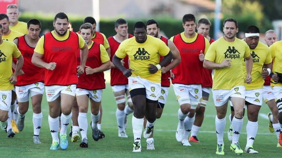 Players of Carcassonne warm up during the French Pro D2 match between Colomiers and Carcassonne on 02 September 2016, France.