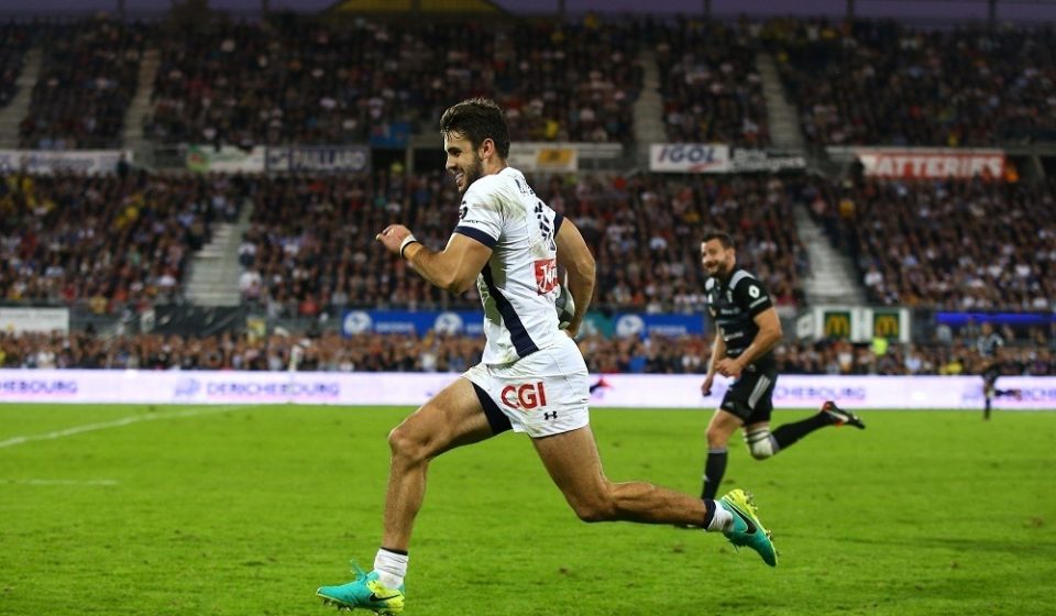 Patricio Fernandez of Clermont runs to score a try during the Top 14 match between Brive and Clermont at Stade Amedee Domenech on October 30, 2016 in Brive, France. (Photo by Manuel Blondeau/Icon Sport)