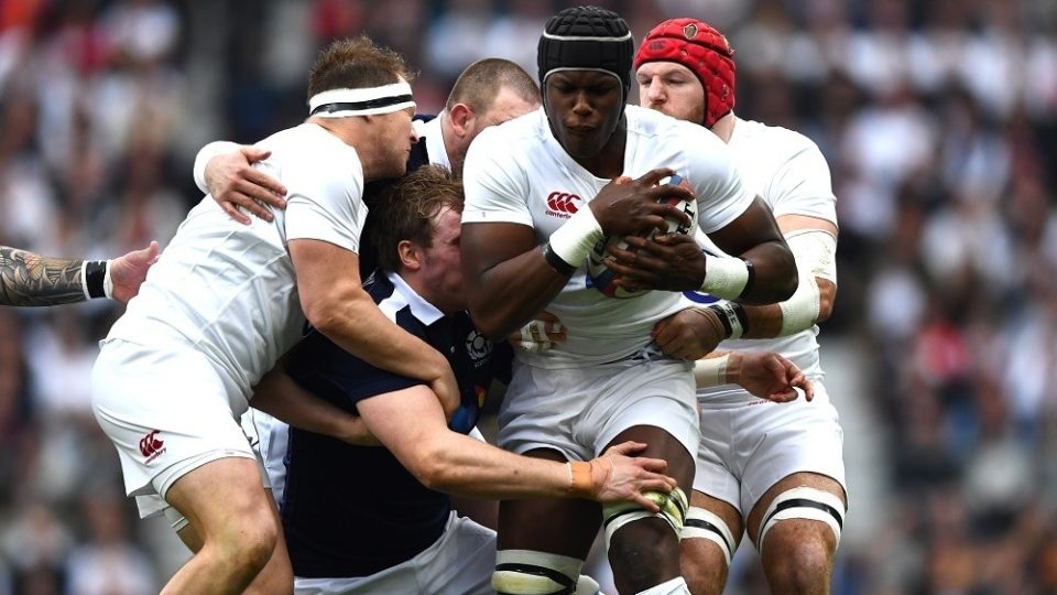 Maro Itoje of England claims a high ball from the kick off during the RBS 6 Nations match between England and Scotland played at Twickenham Stadium, London on 11th March 2017