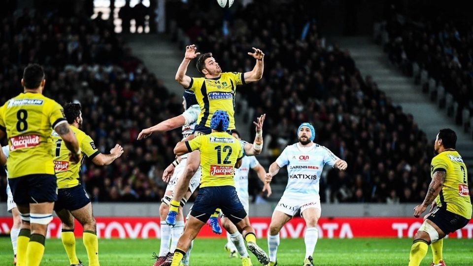 Damian Penaud of Clermont during the Top 14 match between Racing 92 and Clermont Auvergne at Stade Pierre-Mauroy on March 25, 2017 in Lille, France. (Photo by Anthony Dibon/Icon Sport)