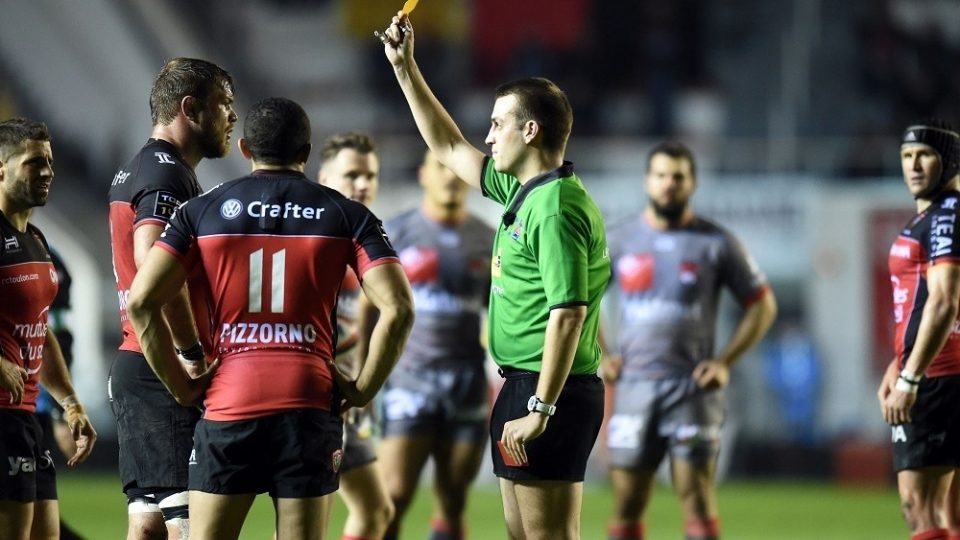 Yellow Card for Daniel Vermeulen of Toulon by the referee Thomas Charabas during the French Top 14 match between Toulon and Lyon OU at Felix Mayol Stadium on February 18, 2017 in Toulon, France. (Photo by Alexandre Dimou/Icon Sport)