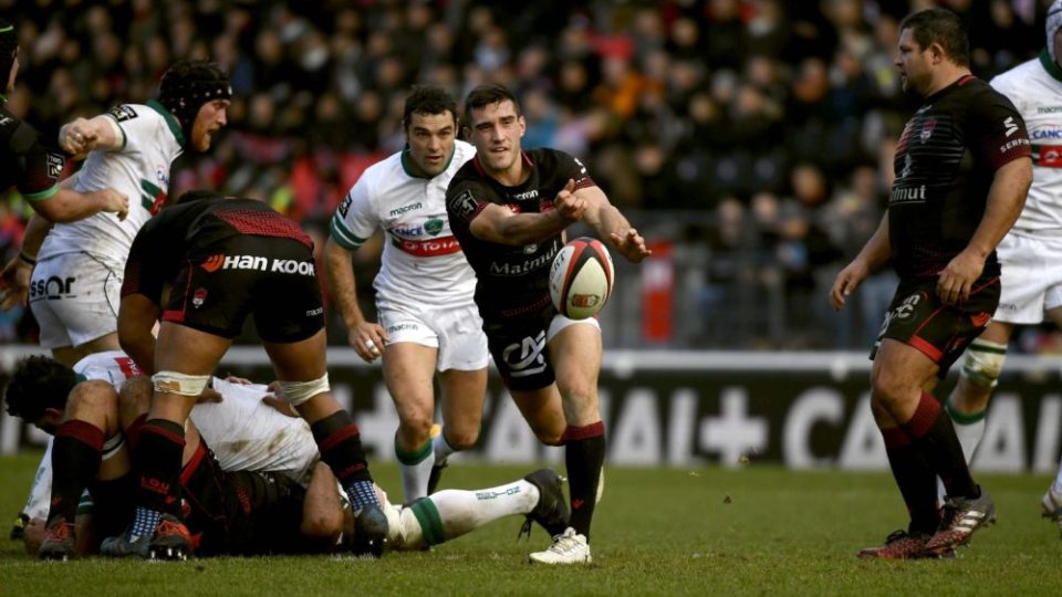 Baptiste Couilloud of Lyon during the Top 14 match between Lyon Ou and Section Paloise on December 31, 2017 in Lyon, France. (Photo by Romain Lafabregue/Icon Sport)