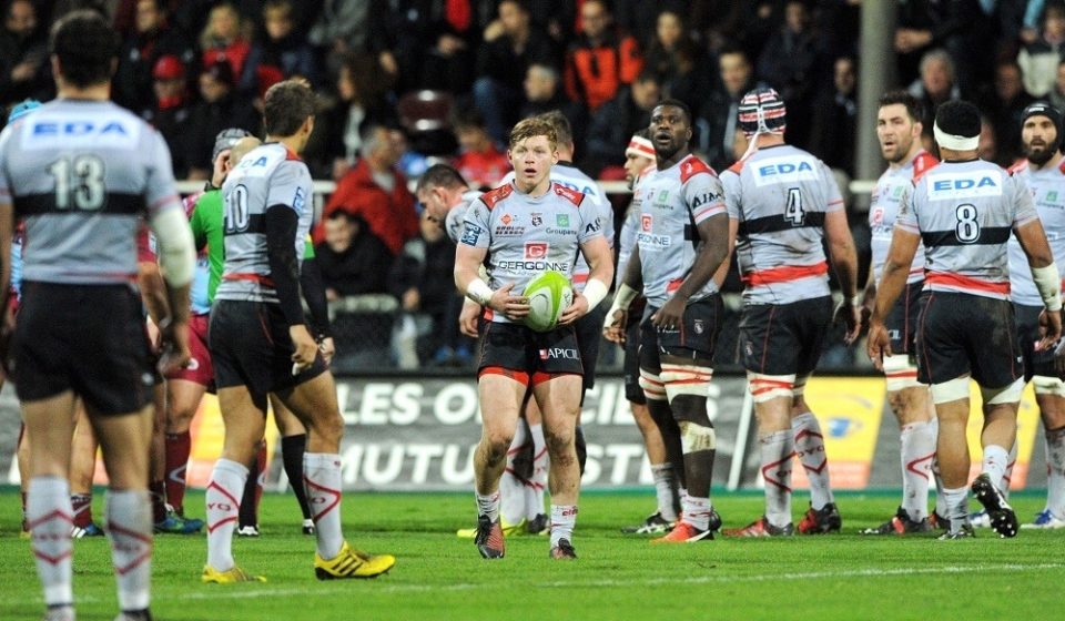 James ROBERT HALL of Oyonnax during the Pro D2 match between Bourgoin and Oyonnax on November 18, 2016 in Bourgoin-Jallieu, France. (Photo by Jean Paul Thomas/Icon Sport)