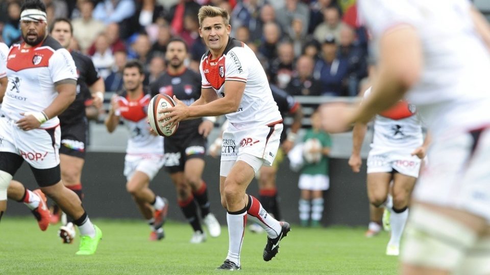 Toby FLOOD of Toulouse during the Top 14 rugby match between Lyon OU and Stade Toulousain on September 17, 2016 in Lyon, France. (Photo by Jean Paul Thomas/Icon Sport)