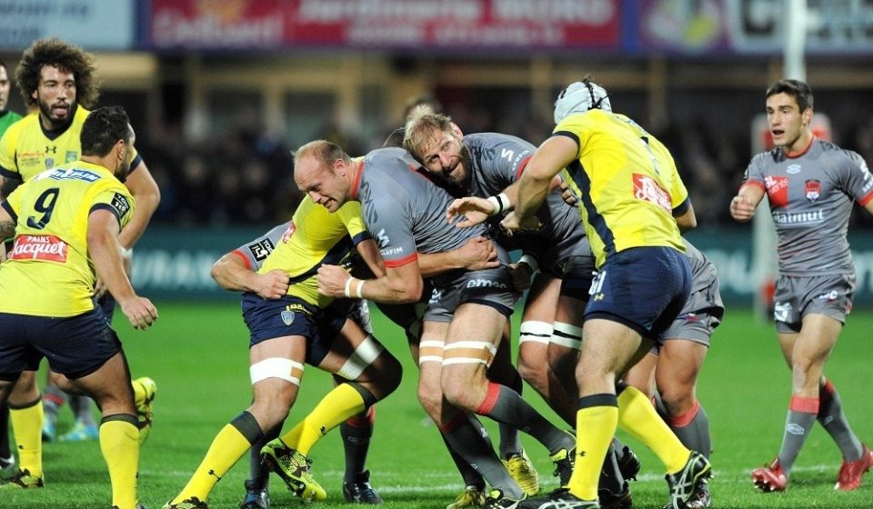 Julien BONNAIRE and Thibaut PRIVAT of Lyon during the Top 14 match between Clermont Auvergne and Lyon OU on November 19, 2016 in Clermont, France. (Photo by Jean Paul Thomas/Icon Sport)