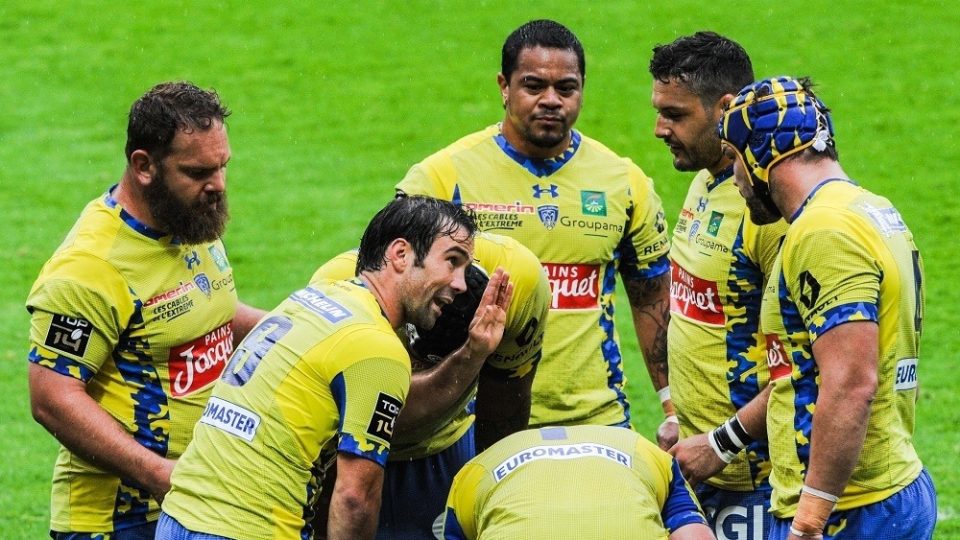 Morgan PARRA of Clermont during the French Top 14 rugby union match between Clermont v Paris at Stade Marcel Michelin on May 22, 2016 in Clermont-Ferrand, France. (Photo by Jean Paul Thomas/Icon Sport)
