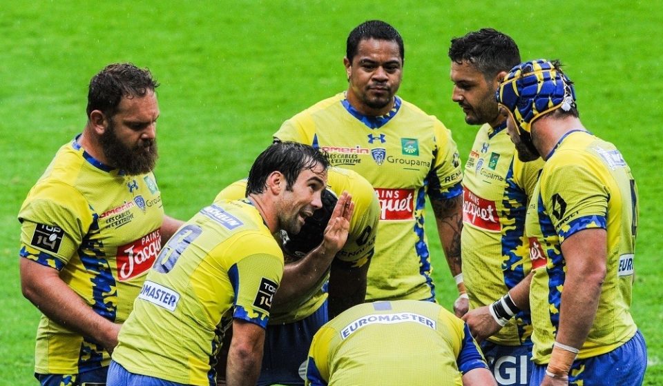 Morgan PARRA of Clermont during the French Top 14 rugby union match between Clermont v Paris at Stade Marcel Michelin on May 22, 2016 in Clermont-Ferrand, France. (Photo by Jean Paul Thomas/Icon Sport)