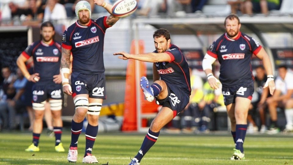 Jonathan WISNIEWSKI during the Top 14 match between Grenoble and Pau  on September 24, 2016 in Grenoble, France. (Photo by Jacq Robert / Icon Sport)