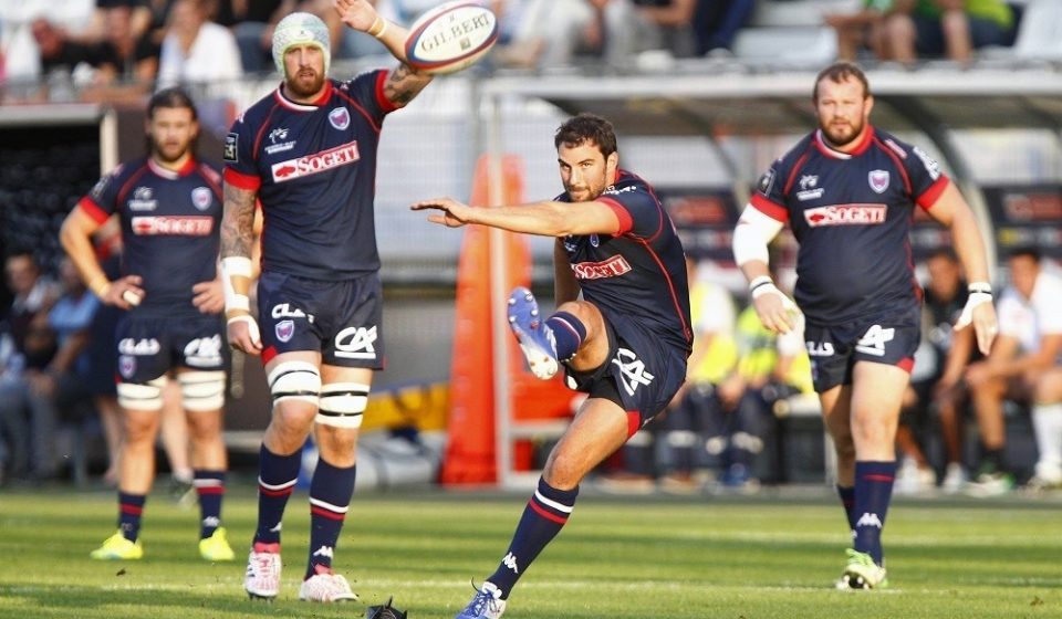 Jonathan WISNIEWSKI during the Top 14 match between Grenoble and Pau  on September 24, 2016 in Grenoble, France. (Photo by Jacq Robert / Icon Sport)