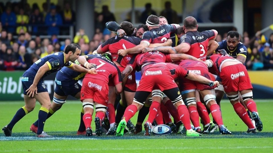 Clermont out muscle the Toulon scrum during the European Champions Cup quarter final match between Clermont and Toulon at Stade Marcel Michelin on April 2, 2017 in Clermont-Ferrand, France. (Photo by Dave Winter/Icon Sport)