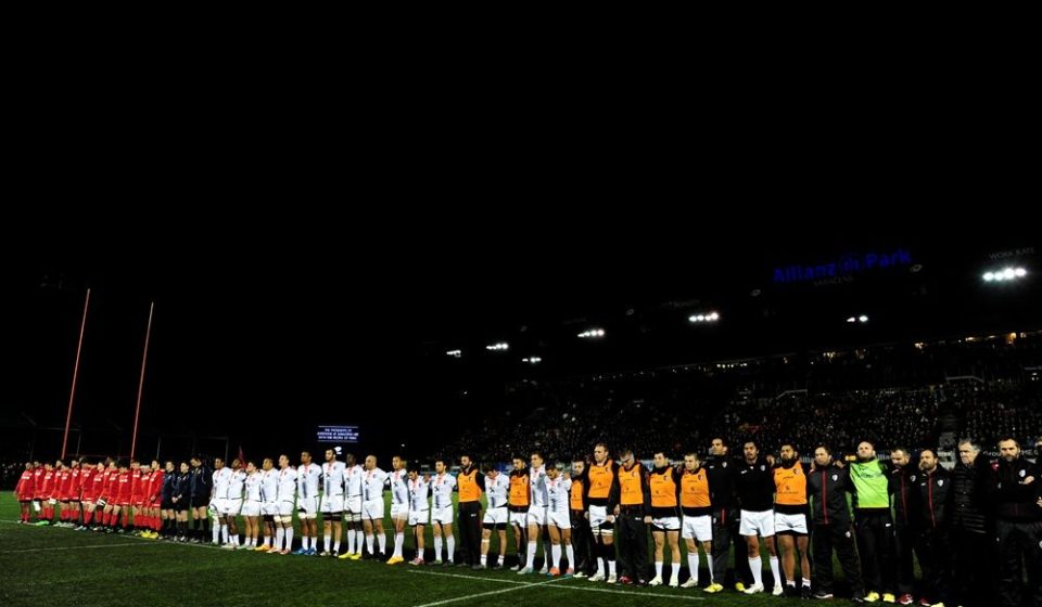 Minute de silence / Hommage aux victimes des attentas de Paris